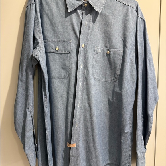 Bills Kahkis Men's Blue chambray Shirt - Picture 1 of 6